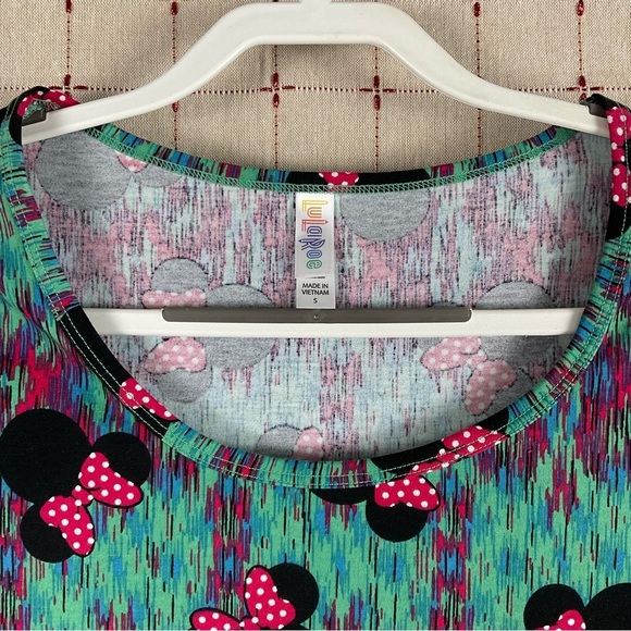 LuLaRoe Disney Minnie Mouse Classic T Tee Short Sleeve Shirt Size Small Turquois - Picture 2 of 4